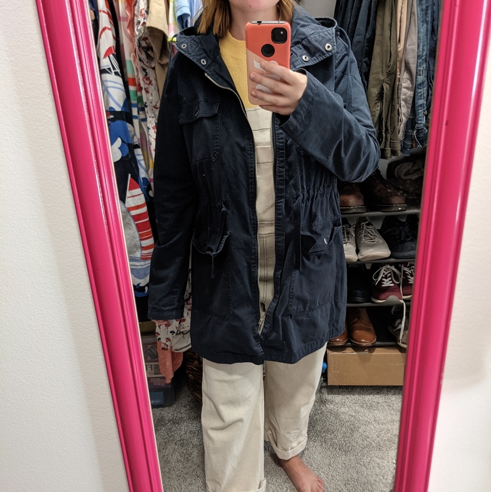 Light weight utility jacket